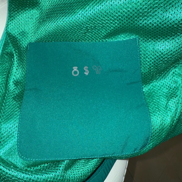 Jacket , invisible side zip pocket,Two zip hand pockets  interior patch pockets - Picture 6 of 8
